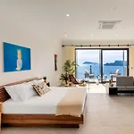 Born In Blue Hotel apartamentowy 4*