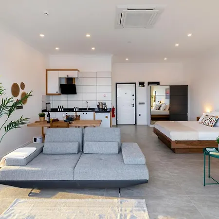 Born In Blue 4* كاس