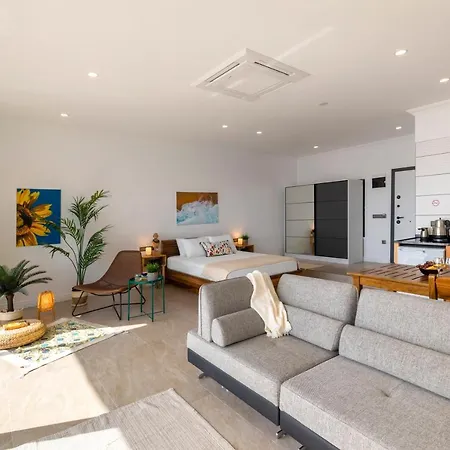 شقة فندقية Born In Blue 4*